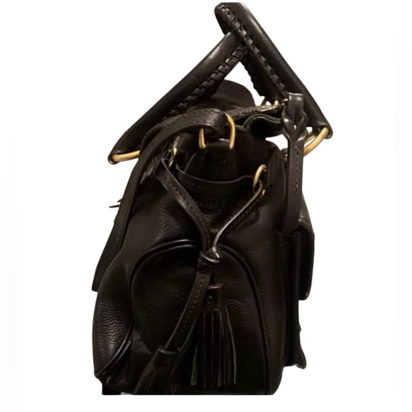 Beautiful Dooney & Bourke with Double Pockets.
Comes with crossbody strap. - Picture 5 of 9